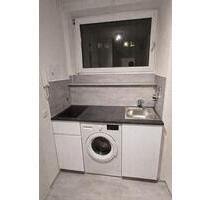 Erstbezug nach Sanierung: Helle 1-Zimmer-Wohnung - Nürnberg Hasenbuck