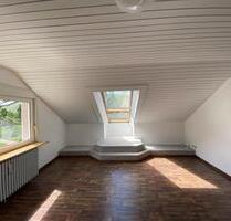 Grosszügig geräumige 4 Zimmer Dachwohnung im Zentrum Schönwald - Schönwald im Schwarzwald
