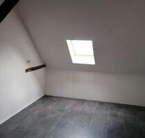 Mansardenwohnung zu vermieten - 480,00 EUR Kaltmiete, ca.  80,00 m² in Aken (Elbe) (PLZ: 06385)