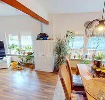 Helle Dachgeschosswohnung zentral in Weener!