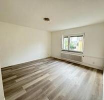 Charmante kleine Zweizimmerwohnung - Braunschweig Wabe-Schunter-Beberbach
