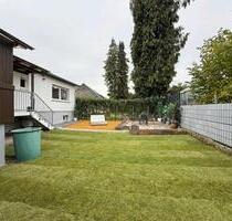 Gepflegter Bungalow mit Vollkeller & integrierter Garage - Ötzingen