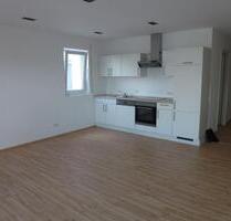 Neuwertige 1-Zimmer-Wohnung mit Balkon und Einbauküche in WEN - Neustadt an der Waldnaab