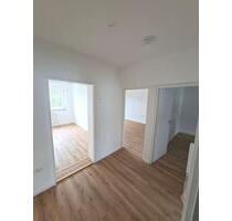 Moderne 2-Zimmer-Wohnung mit Balkon in Amberg