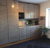 Helle 2-Zimmer-Wohnung 80 qm mit Einbauküche in 91560 Heilsbronn