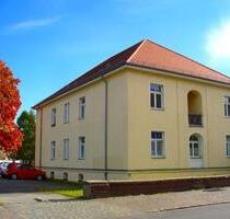 große 3-Raum-Altbauwohnung - 595,00 EUR Kaltmiete, ca.  92,32 m² in Wurzen (PLZ: 04808)