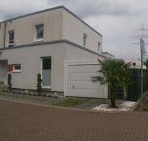 Doppelhaus ( Haushälften) - 880.000,00 EUR Kaufpreis, in Ratingen (PLZ: 40885) Lintorf