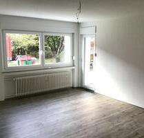 Renovierte 2-Zimmer-Wohnung mit Tageslichtbad und Balkon - Bielefeld Sennestadt