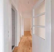 Helle 3-ZKB-Dachgeschosswohnung mit EBK in 66117 - Saarbrücken Neue Bremm