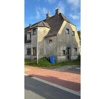 Doppelhaushälfte zentrumsnah - 102.000,00 EUR Kaufpreis, in Nordenham (PLZ: 26954)