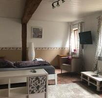 Möblierte 1 Zimmer Wohnung für 2 Personen , Appartement auf Zeit - Hennstedt