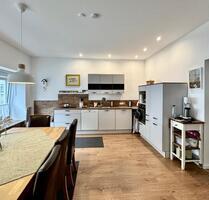 Erdgeschosswohnung, liebevoll renoviert - Steinheim