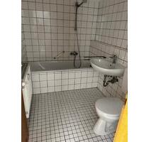 schöne gr0ße 3 ZKB Maisonettewohnung mit Balkon & Aufzug in der Mitte von Baunatal, am ZOB ( BTL-RS6-3L )
