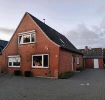 Einfamilienhaus mit großem Grundstück zu verkaufen - Erfde