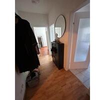 Altbau Wohnung 2,5 Zimmer EBK - 950,00 EUR Kaltmiete, ca.  67,00 m² in Stuttgart (PLZ: 70327) Luginsland