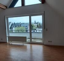 Mayen, zentral., 3 Zimmer, Küche, Bad Balkon Garage