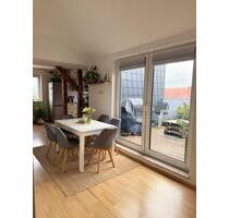 ANFRAGESTOPP!! Schöne zentrale Wohnung mit tollem Balkon - Weimar