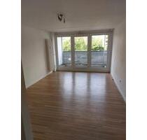 Vollmöblierte 1-Zimmer-Wohnung mit Balkon - Top-Lage zur UniOTH - Regensburg Ganghofersiedlung