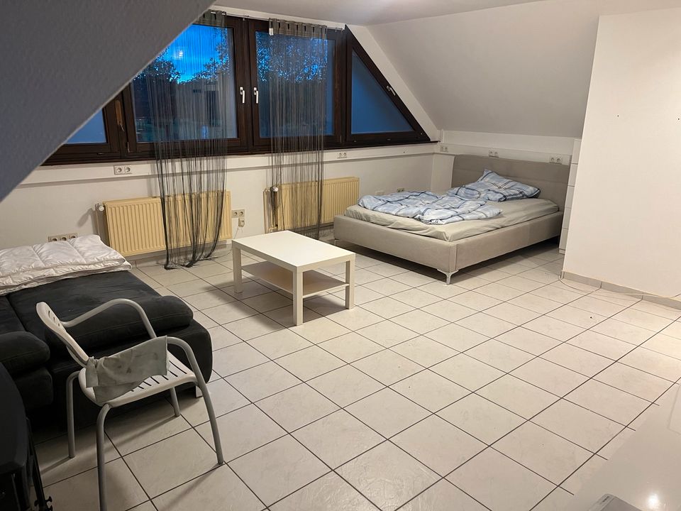 Ein Zimmerwohnung - 550,00 EUR Kaltmiete, ca.  29,00 m² in Bergheim (PLZ: 50126)