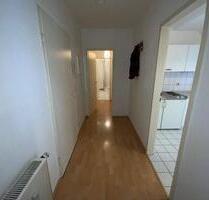 2 Raum Wohnung - 400,00 EUR Kaltmiete, ca.  51,00 m² in Halle (Saale) (PLZ: 06108)