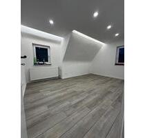 3 Zimmer DG Wohnung - 1.000,00 EUR Kaltmiete, ca.  60,00 m² in Wendlingen am Neckar (PLZ: 73240)