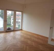 Ruhige 4 Zi. DG-Wohnung 114qm Nähe HBf Ingolstadt, Plümelstraße