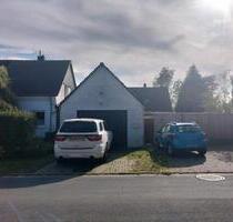 Haus mit Nebengebäude in Lemwerder