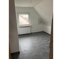 Renovierte 3 Zimmer Wohnung 65qm - Lollar