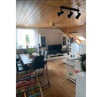Dachgeschosswohnung - 630,00 EUR Kaltmiete, ca.  72,00 m² in Marl (PLZ: 45772)