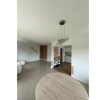 Lichtdurchflutete 3Zimmer-EGWohnung Parkplatz,Garten,Keller,Küche - Wölfersheim