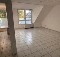 Helle 2-Zimmer- Wohnung mit Balkon in Top-Lage von Düssel. -Eller - Düsseldorf Stadtbezirk 8