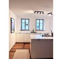 Liebevoll sanierte 3-Zimmer-Wohnung mit Garten und Historie - Kleinlangheim