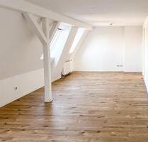 Helle Dachgeschosswohnung mit Wohlfühlfaktor! - Essen Frillendorf