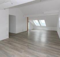 RESERVIERT: Kernsanierte, energieeffiziente Dreizimmerwohnung mit Balkon und Fernblick - Fulda Aschenberg