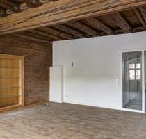 hochwertige Mietwohnung | Aufzug | 1. OG | 120qm | 3-Raum | Balkon | Abstellbereich | Bohlenstube - Kahla