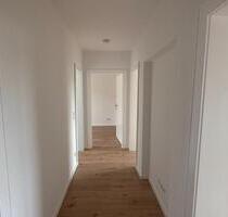 HELLE 3 ZIMMER-WOHNUNG - Ruhig, praktisch gelegen & gute Raumaufteilung - Wolfsburg Alt-Wolfsburg