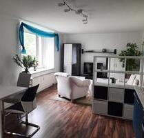 Möblierte 1-Raum-Wohnung mit Stellplatz zu verkaufen - Burgstädt