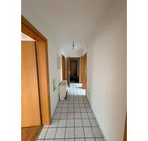 2 Zimmer Dachgeschoss Wohnung in Nellmersbach zu vermieten - Plochingen