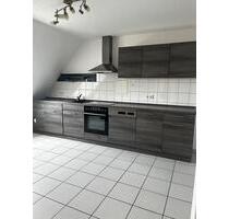 helle Wohnung mit Südbalkon, moderner Küche, Stellplatz & Keller - Bielefeld Mitte