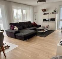 Neubau 4,5-Zi Wohnung mit Balkon inkl. Küche & 2 Tiefgaragenpl. - Sachsenheim