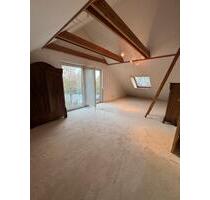 Helle 2 Zimmer DG Wohnung in Berend – Vollbad EBK ruhige Lage - Nübel