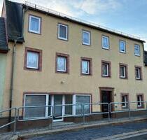 Haus mit 7 Zimmern - 135.000,00 EUR Kaufpreis, ca.  180,00 m² in Geringswalde (PLZ: 09326)