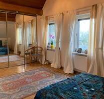 WG-Zimmer 28 m2 in schöner gr. Wohnung in einem Zweifamilienhaus - Berlin Tempelhof-Schöneberg