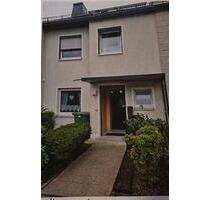 Reihenhaus Selb - 185.000,00&nbsp;EUR Kaufpreis, ca.&nbsp; 100,00&nbsp;m&sup2; in Selb (PLZ: 95100)