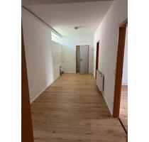 Büro- und Warmhalle in zentraler Lage von Hameln