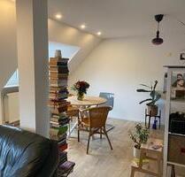 Helle DG-Wohnung im Loftstil in U-Bahn-Nähe - Essen Stadtbezirk VI