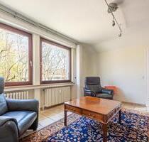 Möbliertes Wohnpaket! - 300,00 EUR Kaltmiete, ca.  29,00 m² in Essen (PLZ: 45134) Stadtbezirk II