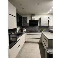 4-Zimmer- Souterrainwohnung, 145 qm in Offenbach - Offenbach am Main Bieberer Berg