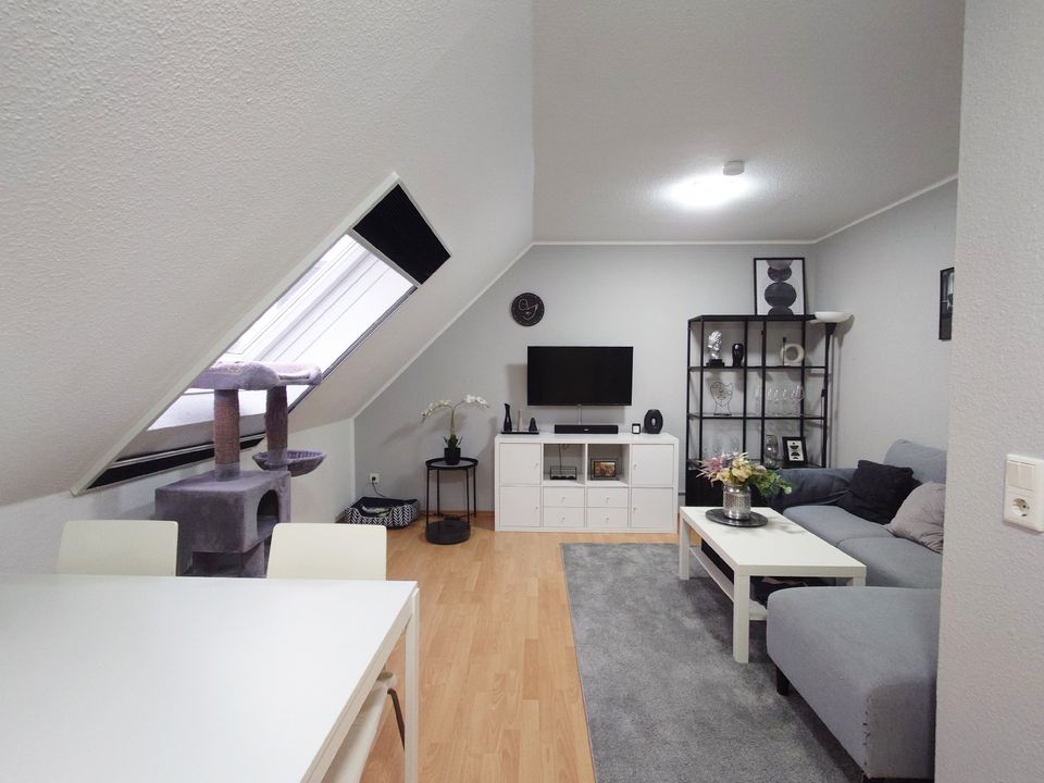 Möblierte 2-Zimmer-Wohnung zwischen Rotter See und Einkaufszentrum - Troisdorf Bergheim