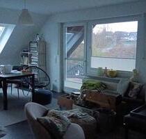 Helle Dachgeschosswohnung in Kürten-Biesfeld zu vermieten - Lindlar